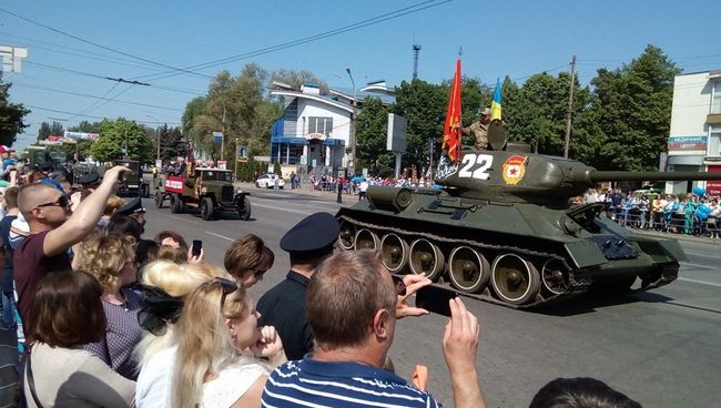 Парад Победы в Кривом Роге