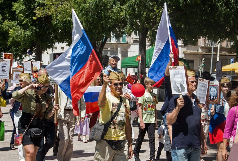 Участники акции Бессмертный полк в Лиссабоне Участники акции Бессмертный полк в Лиссабоне