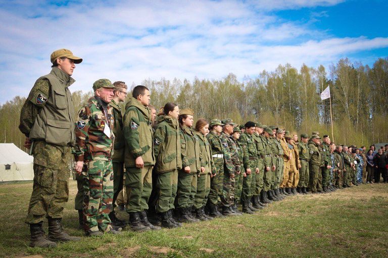 Участники Поискового движения России подняли останки советских военных