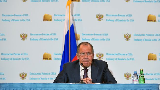 Министр иностранных дел России Сергея Лаврова во время пресс-конференции в посольстве РФ в Вашингтоне. 10 мая 2017