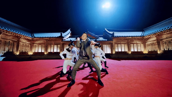 PSY выпустил два клипа PSY выпустил два клипа