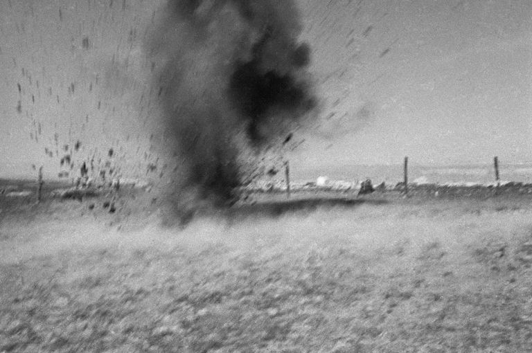 Бой под Керчью. Крымский фронт, май 1942 год Бой под Керчью. Крымский фронт, май 1942 год
