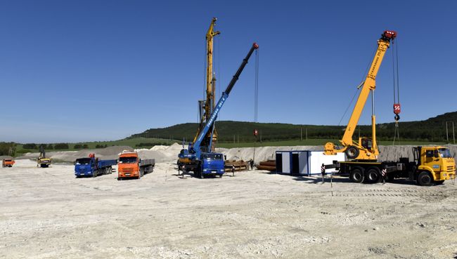 Старт строительства федеральной трассы Таврида в Крыму Старт строительства федеральной трассы Таврида в Крыму