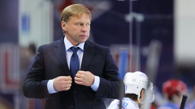 Тренер Евгений Корешков