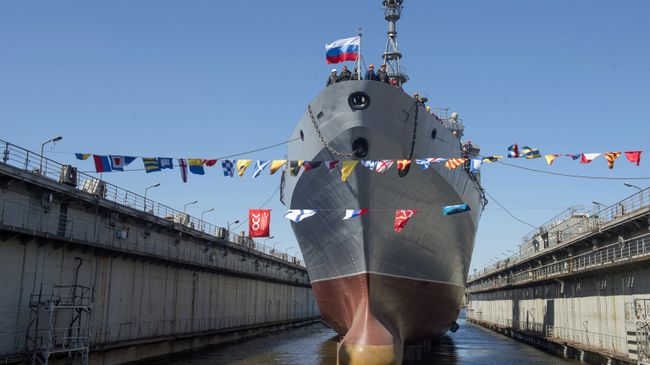 Спуск на воду судна связи проекта 18280 Иван Хурс. Архивное фото