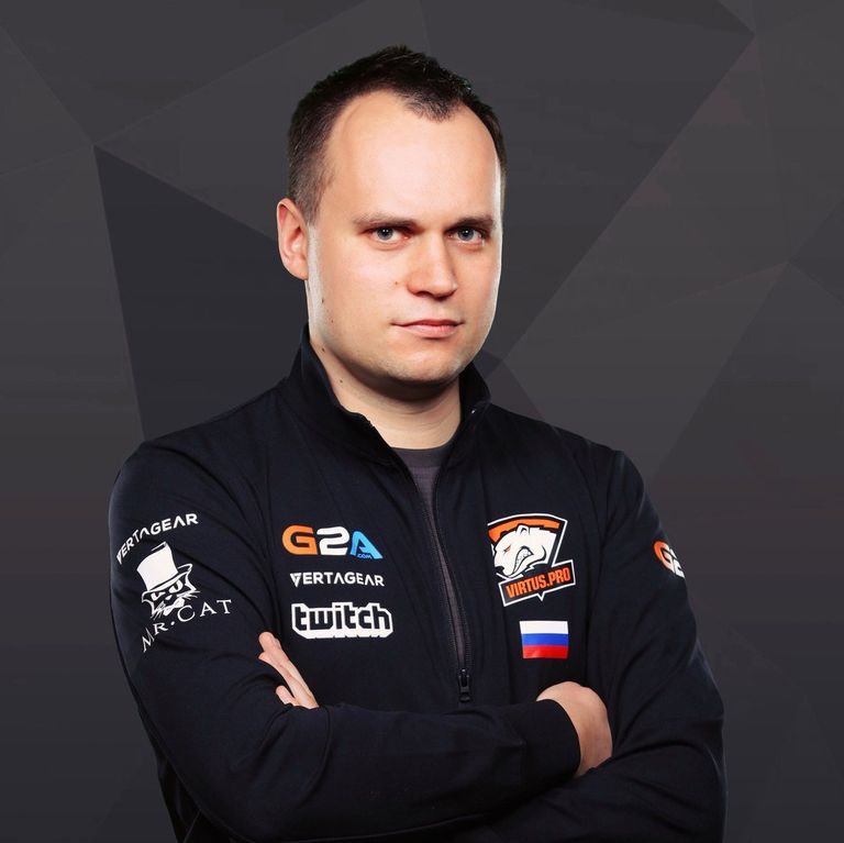 Генеральный менеджер Virtus.pro Роман Дворянкин