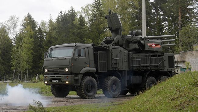 Зенитный ракетно-пушечный комплекс Панцирь-С во время учений в Московской области. Архивное фото Зенитный ракетно-пушечный комплекс Панцирь-С во время учений в Московской области. Архивное фото