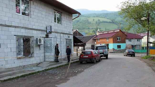Кафе в селе Косовская Поляна в Закарпатской области Украины, где произошел взрыв гранаты РГД Кафе в селе Косовская Поляна в Закарпатской области Украины, где произошел взрыв гранаты РГД