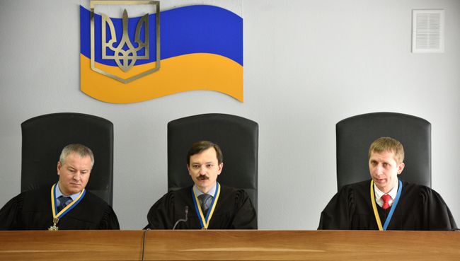 Заседание Оболонского суда Киева по делу бывшего президента Украины Виктора Януковича. 18 мая 2017 Заседание Оболонского суда Киева по делу бывшего президента Украины Виктора Януковича. 18 мая 2017