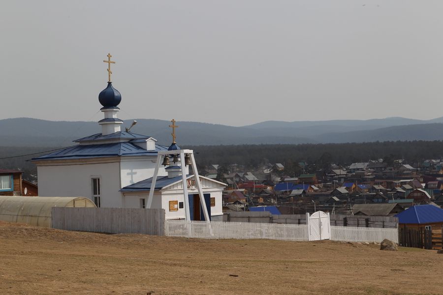 Храм Державной иконы Божьей Матери в поселке Хужир, остров Ольхон Храм Державной иконы Божьей Матери в поселке Хужир, остров Ольхон
