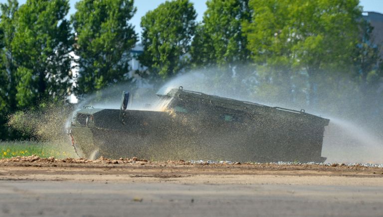 Бронеавтомобиль Volat V1 МЗКТ-490100 белорусского производства на 8-й Международной выставке вооружения и военной техники Milex-2017 в Минске Бронеавтомобиль Volat V1 МЗКТ-490100 белорусского производства на 8-й Международной выставке вооружения и военной техники Milex-2017 в Минске