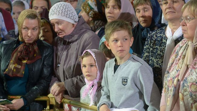 Встреча ковчега с мощами святителя Николая Чудотворца в храме Христа Спасителя Встреча ковчега с мощами святителя Николая Чудотворца в храме Христа Спасителя