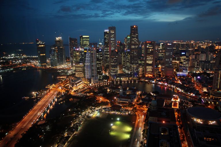 Вид на башни Сити и Raffles Place