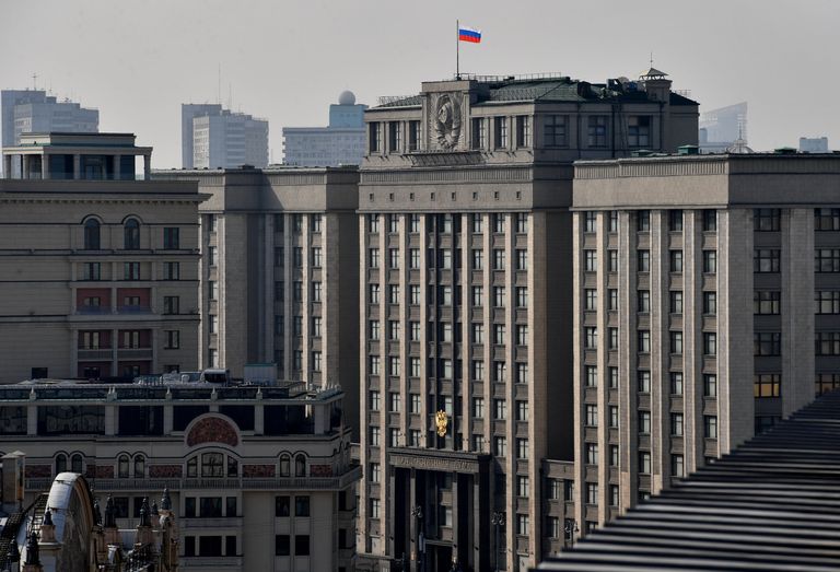 Здание Государственной Думы РФ на улице Охотный ряд в Москве Здание Государственной Думы РФ на улице Охотный ряд в Москве
