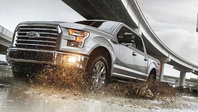 Автомобиль Ford F-150