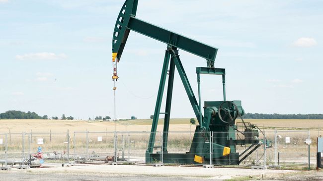 Добыча нефти во Франции. Архивное фото