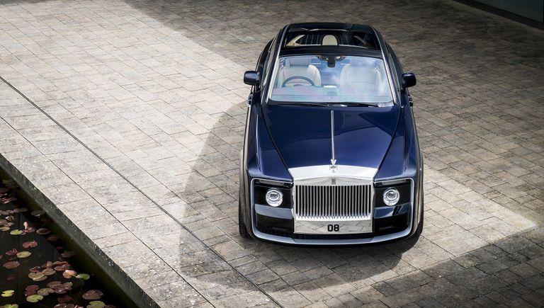 Автомобиль Rolls-Royce Sweptail 