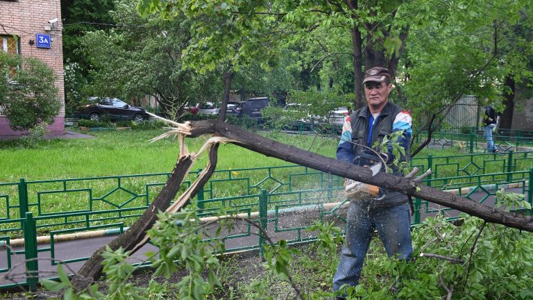Ликвидация последствий урагана в Москве. 29 мая 2017 Ликвидация последствий урагана в Москве. 29 мая 2017