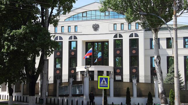 Посольство России в Молдавии. Архивное фото Посольство России в Молдавии. Архивное фото