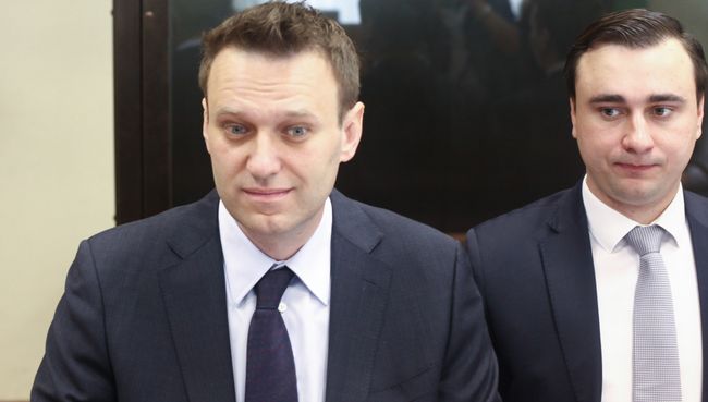 Рассмотрение по существу иска о защите чести и достоинства бизнесмена Алишера Усманова к Алексею Навальному Рассмотрение по существу иска о защите чести и достоинства бизнесмена Алишера Усманова к Алексею Навальному