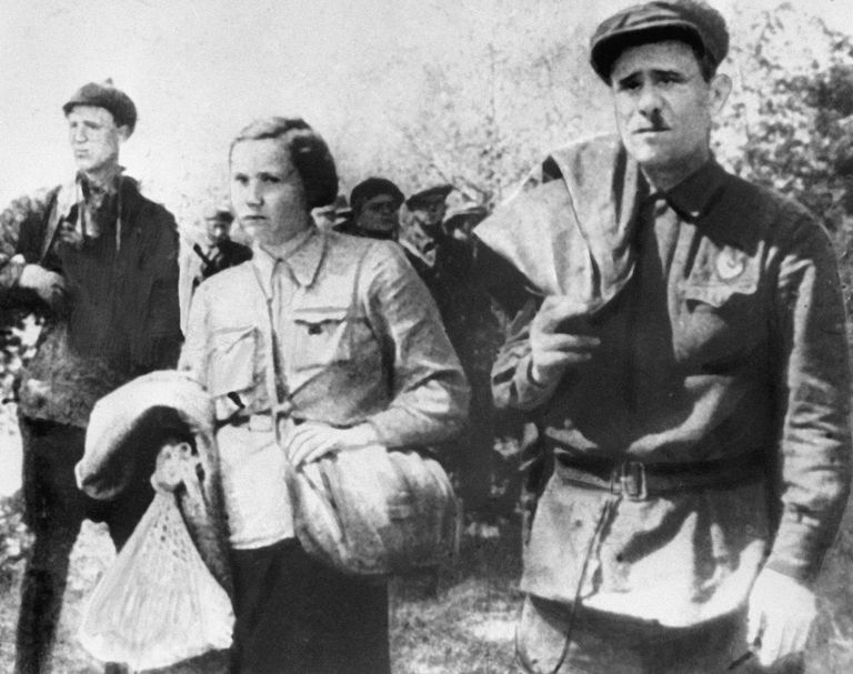 Организатор и командир первых партизанских отрядов Минай Шмырев во время Великой Отечественной войны