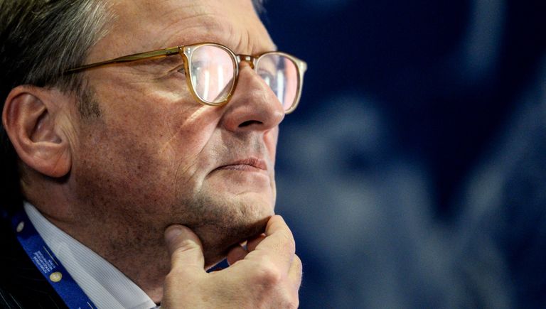 Уполномоченный при Президенте Российской Федерации по защите прав предпринимателей Борис Титов во время панельной сессии России?ская юрисдикция - фактор притяжения инвестиции? в рамках Санкт-Петербургского международного экономического форума 2017 Уполномоченный при Президенте Российской Федерации по защите прав предпринимателей Борис Титов во время панельной сессии России?ская юрисдикция - фактор притяжения инвестиции? в рамках Санкт-Петербургского международного экономического форума 2017