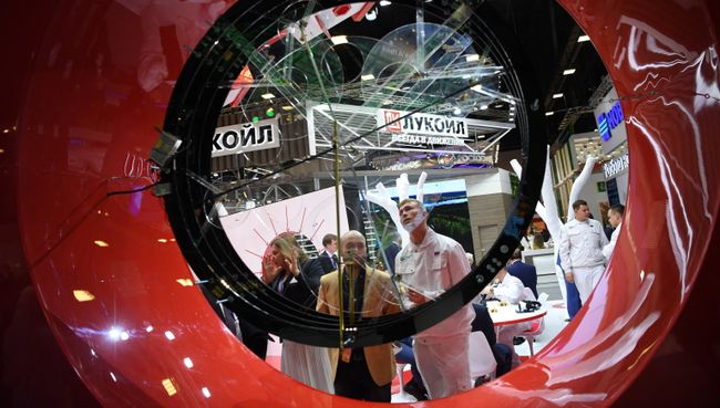 Участники на Санкт-Петербургском международном экономическом форуме 2017 Участники на Санкт-Петербургском международном экономическом форуме 2017