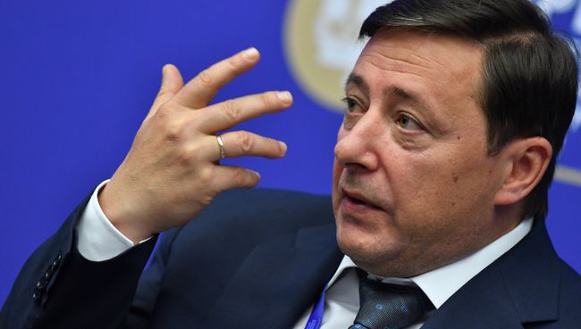 Заместитель председателя правительства РФ Александр Хлопонин на Санкт-Петербургском международном экономическом форуме 2017