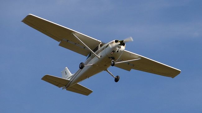 Самолет Cessna