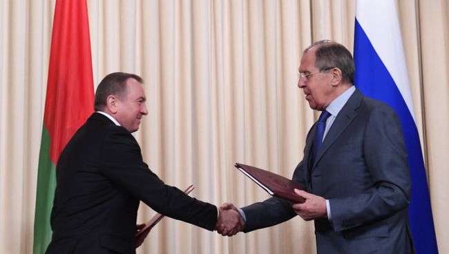 Владимир Макей и Сергей Лавров на совместном заседании коллегий МИД России и МИД Белоруссии. Архивное фото Владимир Макей и Сергей Лавров на совместном заседании коллегий МИД России и МИД Белоруссии. Архивное фото