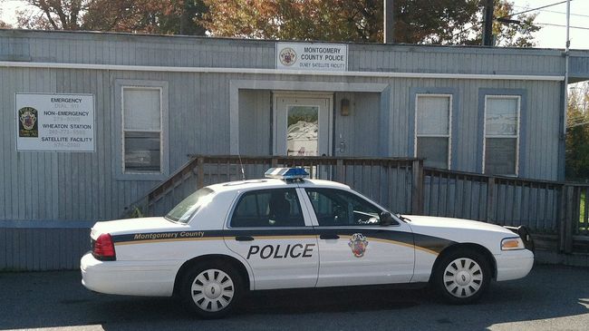 Автомобиль полиции округа Монтгомери в штате Мэриленд, США. Архивное фото Автомобиль полиции округа Монтгомери в штате Мэриленд, США. Архивное фото