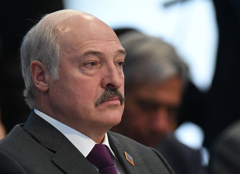Президент Белоруссии Александр Лукашенко на заседании совета глав государств - членов ШОС. 9 июня 2017 Президент Белоруссии Александр Лукашенко на заседании совета глав государств - членов ШОС. 9 июня 2017