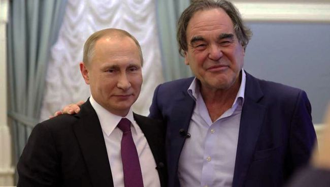 Кадр из фильма американского кинорежиссера Оливера Стоуна Интервью с Путиным. Архивное фото Кадр из фильма американского кинорежиссера Оливера Стоуна Интервью с Путиным. Архивное фото