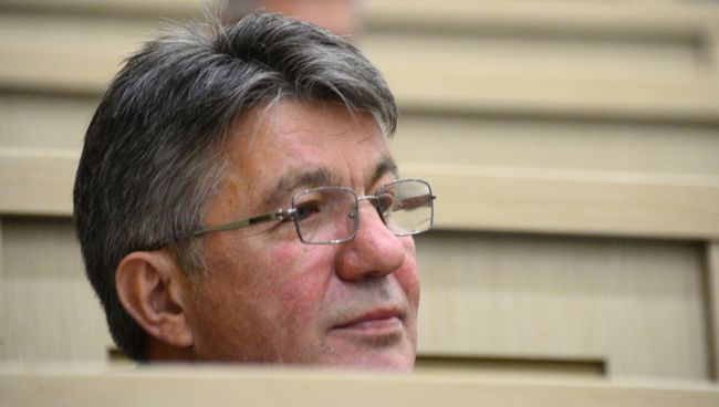 Виктор Озеров на заседании Совета Федерации РФ. Архивное фото Виктор Озеров на заседании Совета Федерации РФ. Архивное фото
