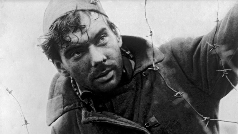 Алексей Баталов в фильме Летят журавли Алексей Баталов в фильме Летят журавли
