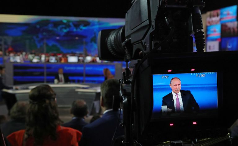 Прямая линия с президентом РФ Владимиром Путиным. 15 июня 2017 Прямая линия с президентом РФ Владимиром Путиным. 15 июня 2017