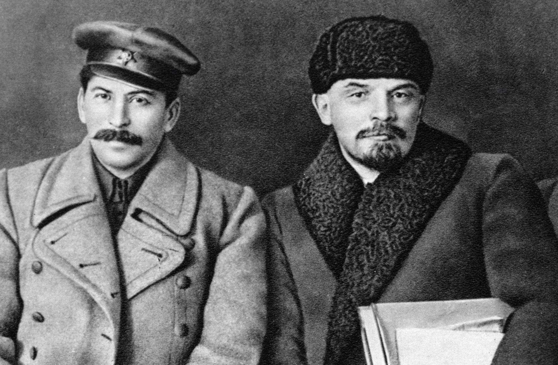 Иосиф Виссарионович Сталин, Владимир Ильич Ленин Иосиф Виссарионович Сталин, Владимир Ильич Ленин - РИА Новости, 1920, 05.03.2023