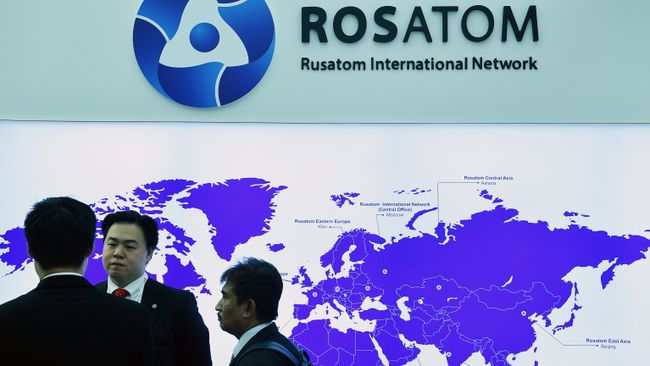 Стенд государственной корпорации по атомной энергии Росатом. Архивное фото Стенд государственной корпорации по атомной энергии Росатом. Архивное фото