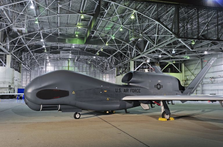 Беспилотник RQ-4 Global Hawk Беспилотник RQ-4 Global Hawk