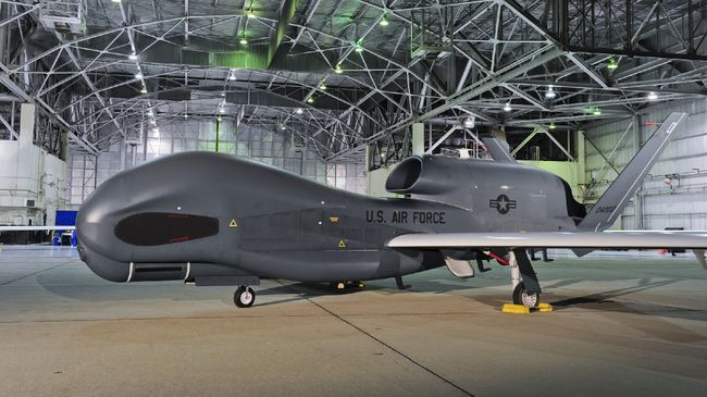 Беспилотник RQ-4 Global Hawk. Архивное фото Беспилотник RQ-4 Global Hawk. Архивное фото