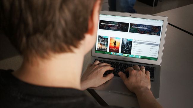 Интернет-сайт с видеоконтентом Интернет-сайт с видеоконтентом