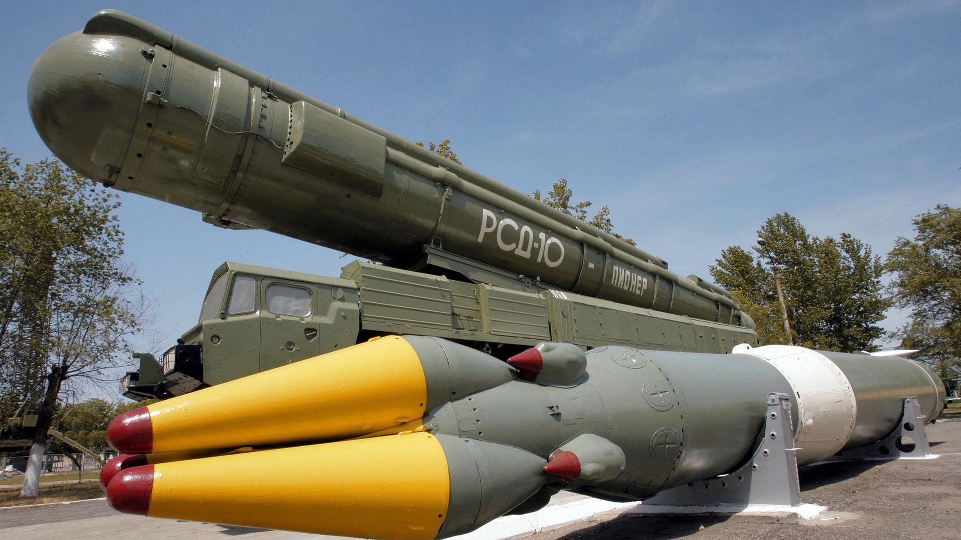 Ракетный комплекс средней дальности РСД-10 в музее на полигоне Капустин Яр Ракетный комплекс средней дальности РСД-10 в музее на полигоне Капустин Яр - РИА Новости, 1920, 21.04.2023