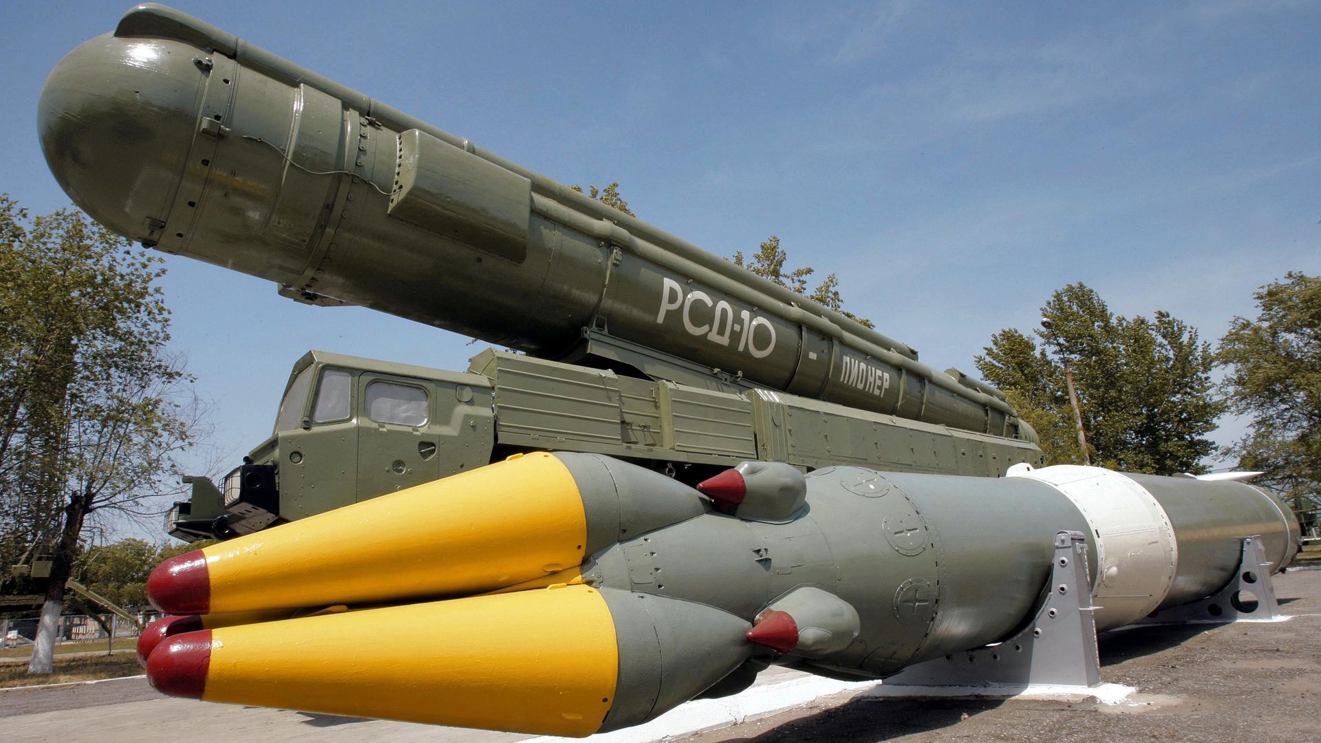 Ракетный комплекс средней дальности РСД-10 в музее на полигоне Капустин Яр Ракетный комплекс средней дальности РСД-10 в музее на полигоне Капустин Яр - РИА Новости, 1920, 21.04.2023