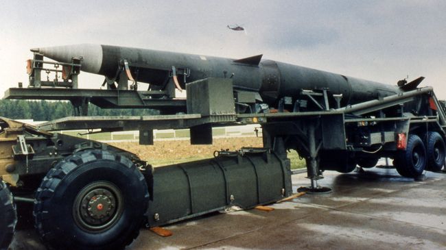 Американская баллистическая ракета средней дальности Першинг-2. Архивное фото Американская баллистическая ракета средней дальности Першинг-2. Архивное фото