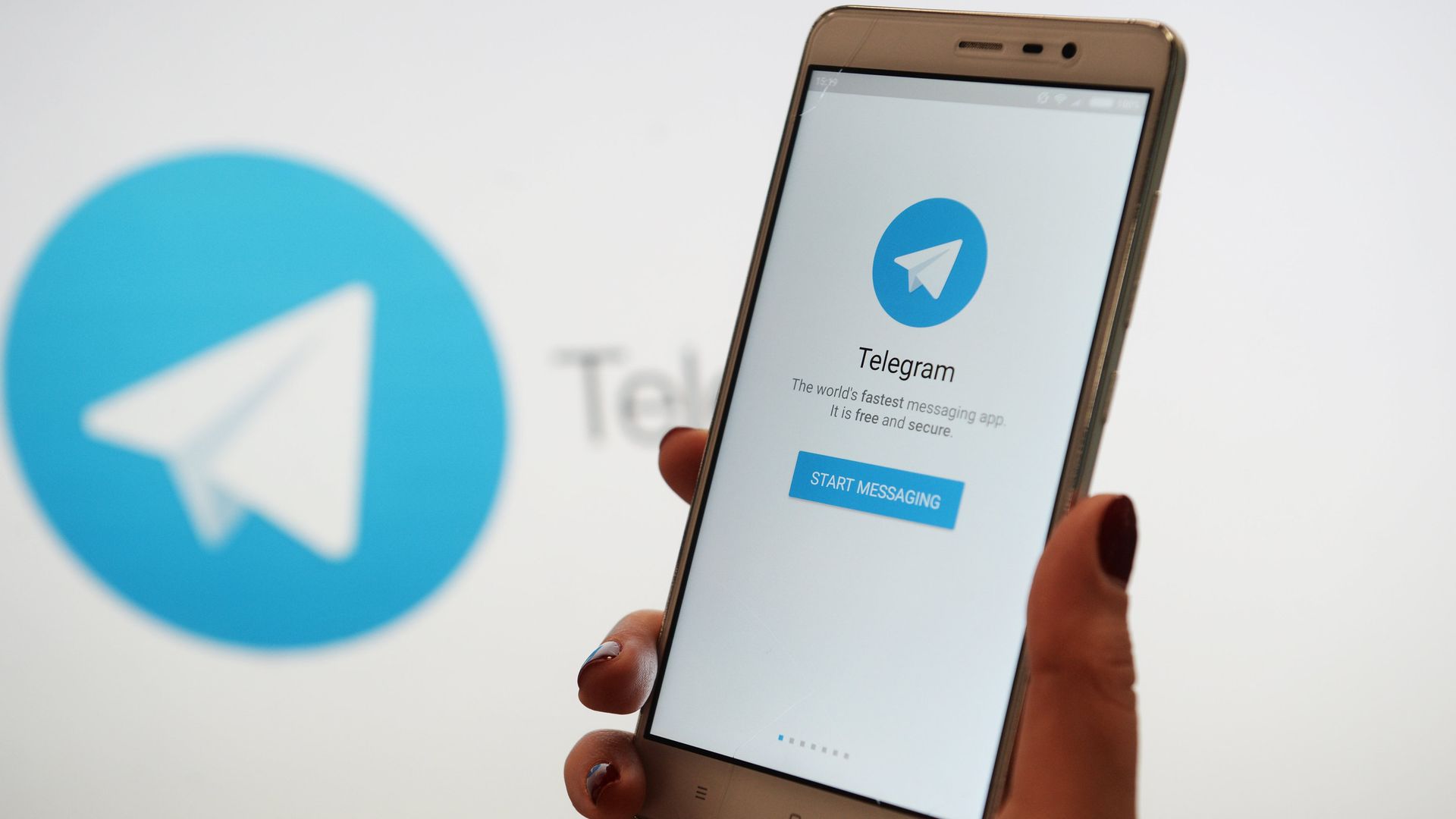 Мессенджер Telegram на экране телефона Мессенджер Telegram на экране телефона - РИА Новости, 1920, 12.03.2021