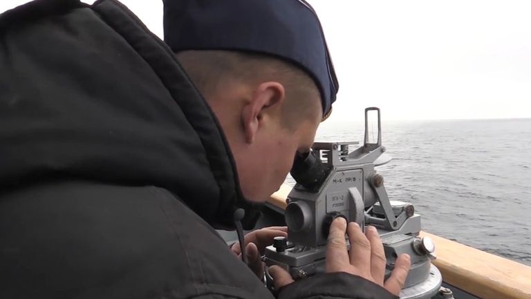 Пуск баллистической ракеты Булава с подводного крейсера Юрий Долгорукий Пуск баллистической ракеты Булава с подводного крейсера Юрий Долгорукий
