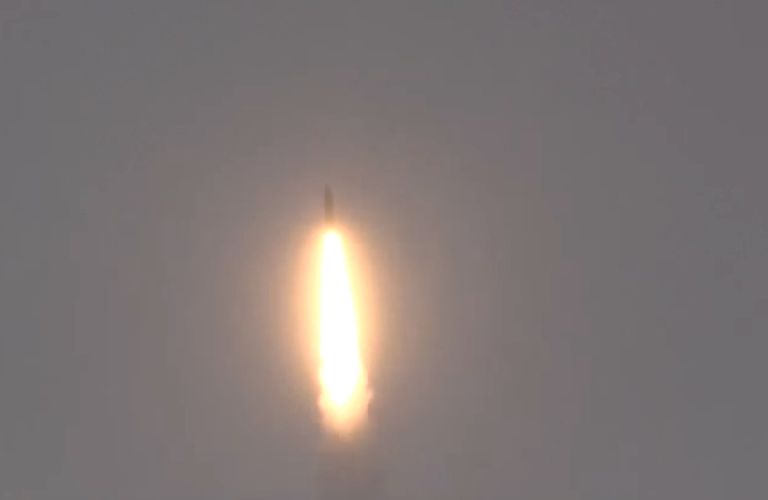 Пуск баллистической ракеты Булава с подводного крейсера Юрий Долгорукий. 26 ибня 2017 Пуск баллистической ракеты Булава с подводного крейсера Юрий Долгорукий. 26 ибня 2017