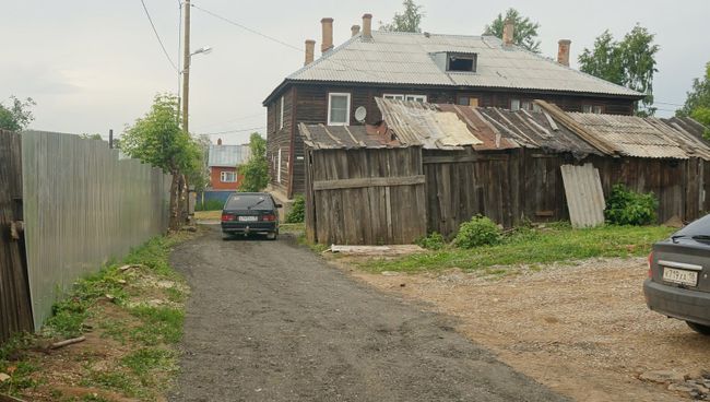 Барак на улице Чапаева в Ижевске. Архивное фото Барак на улице Чапаева в Ижевске. Архивное фото