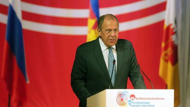 Министр иностранных дел РФ Сергей Лавров выступает на XIV Конференции городов-партнеров России и Германии в Краснодаре. 28 июня 2017 Министр иностранных дел РФ Сергей Лавров выступает на XIV Конференции городов-партнеров России и Германии в Краснодаре. 28 июня 2017