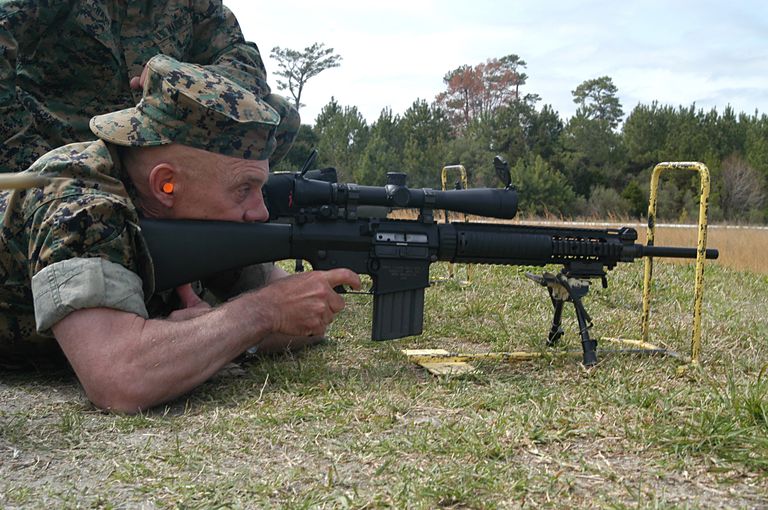 Снайперская винтовка SR-25 Снайперская винтовка SR-25